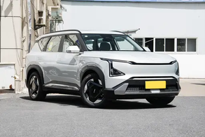Kia EV5 Edición Land 2025 Plateado - SUV Eléctrico Premium Más Vendido con 530 km de Autonomía y Diseño - Product Image 2