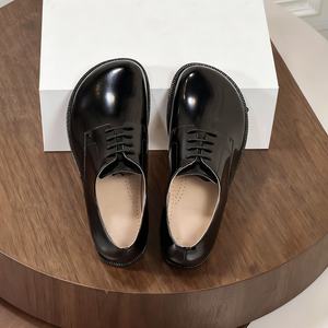 Fashionable and luxurious brand <b>shoes</b> - high-quality designer styles -premium new leather <b>shoes</b> -suitable <b>for</b> both <b>men</b> and women - Product Image 2