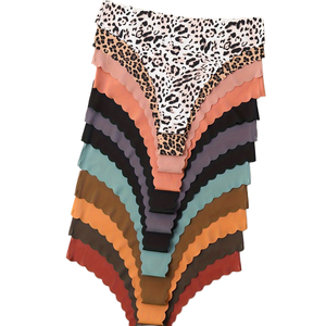 Slip Sexy da Donna con Retro a T, Intimo Senza Cuciture di Alta Qualità, Perizoma in Seta Ghiaccio, <span class=keywords><strong>Tanga</strong></span> <span class=keywords><strong>Leopardato</strong></span>, Slip Tinta Unita - Product Image 4