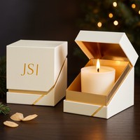 Boîte à bougies blanche classique, emballage en carton de luxe avec logo en relief pour marque de parfum minimaliste, pot de cire parfumée