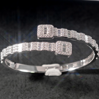 Bracelet ouvert classique en argent sterling 925 avec moissanite baguette GRA, couleur D, qualité VVS, bijoux unisexes tendance, vente chaude