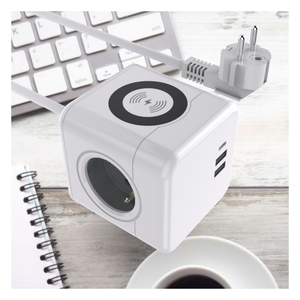 En Oferta: Adaptador de Enchufe Múltiple Francés con Puerto de Carga Inalámbrica Rápida de 15W y Puerto USB con Cables - Product Image 1
