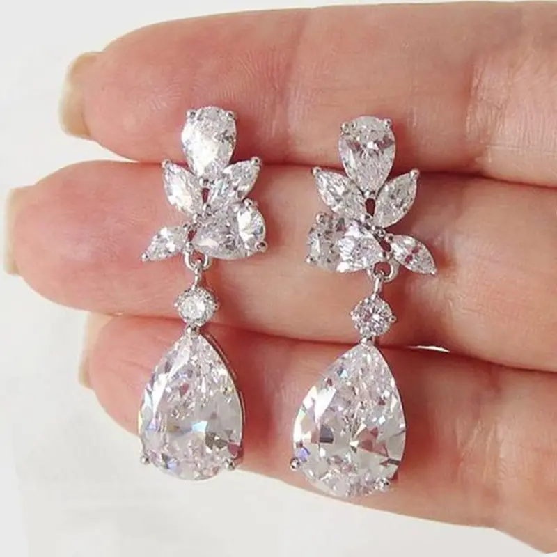 2024 nouveaux bijoux de mariage couleur argent feuille Zircon boucles d'oreilles de mariée pour les femmes à la mode cristal Bling boucles d'oreilles goutte