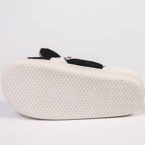 Vente en gros de pantoufles tendance à semelle TPR et doublure en fourrure de vache, avec nouvelles fonctionnalités - Product Image 6