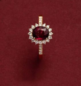 Sang Trọng Đính Hôn Đám Cưới Retro Đá Quý Màu Đỏ Đồ Trang Sức Nhẫn Phụ Nữ Sáng Bóng Bling Đá Quý Tự Nhiên 18K Vàng Nhẫn Với <span class=keywords><strong>Ruby</strong></span> - Product Image 4