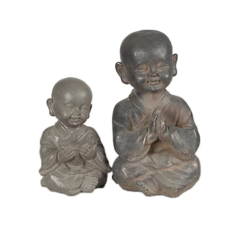 家の装飾の置物のためのカスタマイズされた中国風の樹脂の小さな僧侶の彫刻の手彫りの仏像