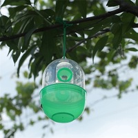 Mangeoire à oiseaux en plastique transparent vert corde suspendue accessoire de jardin extérieur forme carrée résistante aux abeilles nuisibles