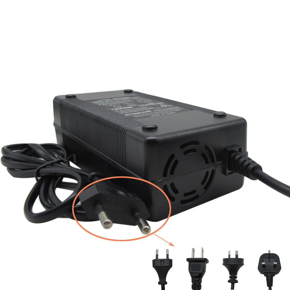 COLTM16A1ベトナムタイプ充電器バッテリ予備マガジン付き変換コネクター付き フルセット 東京マルイ M16A1 ベトナムバージョン 電動ガン