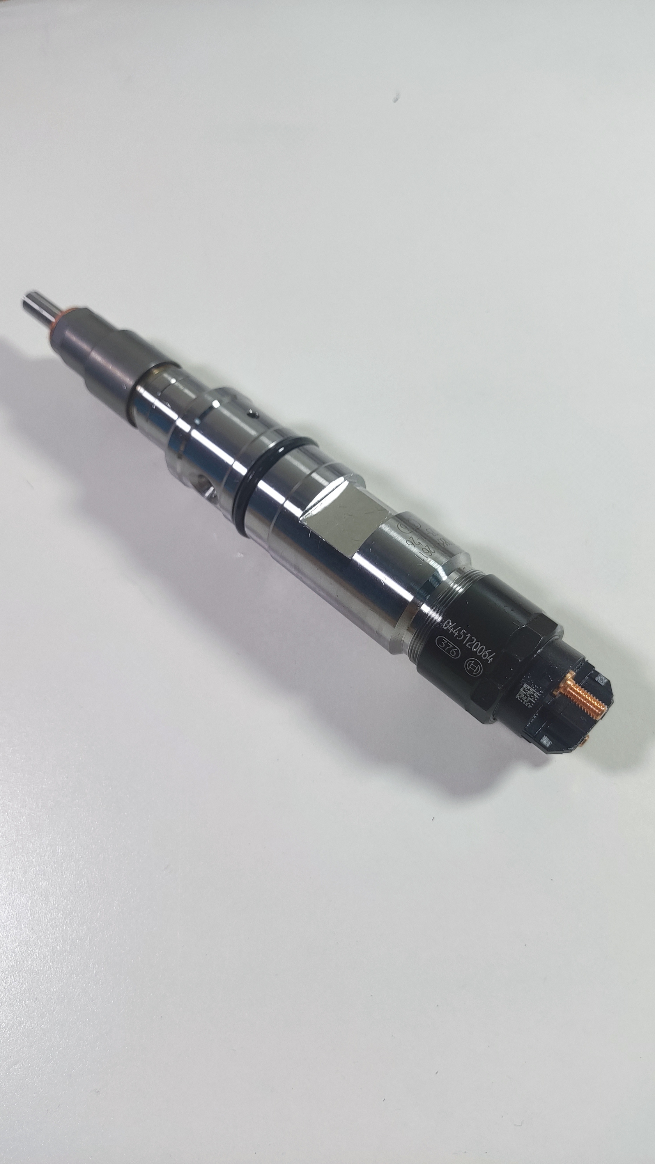 China Made Diesel Fuel Injector 0 445 120 064 0445120064  Fuel Injection Spare Part
