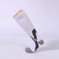 Chaussettes de compression tricotées pour l'hiver, pour les sports de plein air, chaussettes de football en polyester à motif lettres, coupe haute
