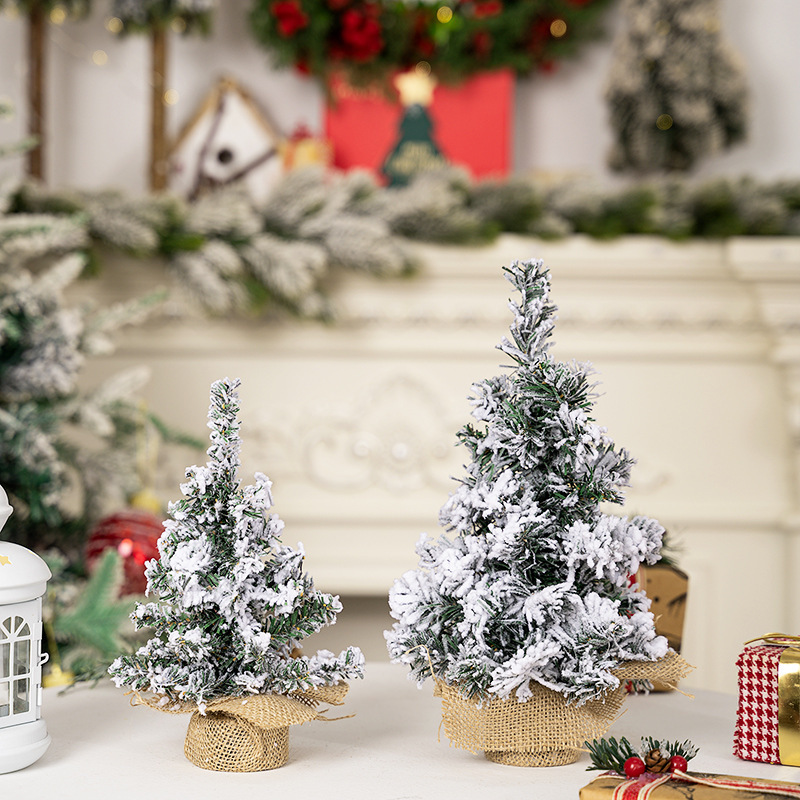 カラフルなLEDライト付き人工クリスマスツリー 松葉ツリー クリスマス 
