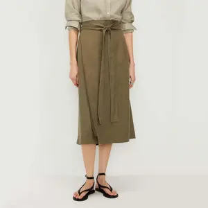 מותאם אישית באיכות גבוהה קיץ תחבושת חצאיות לנשים בתוספת גודל מוצק בציר חאקי פשתן בגדי גלישת חצאית 2023