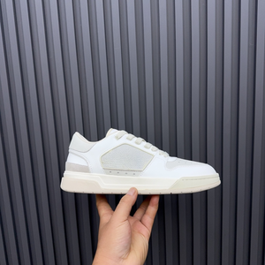 Zapatillas Casuales Bajas Blancas y Negras para Hombre con Parte Superior de Cuero y Suela Gruesa para Uso Diario y Urbano - Product Image 6