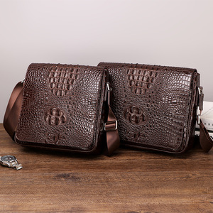 Bolso Bandolera Cruzado de Hombre con Diseño de Dibujos Animados 2026, de Poliéster, Estilo Retro Europeo Americano - Product Image 3