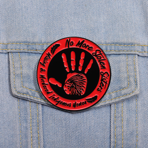 Broches en émail en gros, « Plus de sœurs enlevées », palmier rouge, dessin animé, métal, broches, badge de revers, puissance des femmes indigènes manquantes - Product Image 1