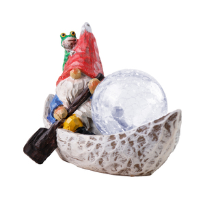 Escultura de Resina de Gnomo Animal con Barco, Energía Solar, con Rana en Sombrero y Orbe Brillante, Adorno Navideño para Jardín Exterior - Product Image 3