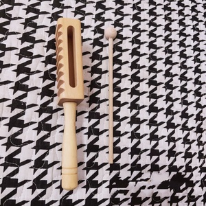 Instruments de percussion Orff en gros : Clapper carré en bois à main pour performance de trois et un quart de versets, Guiro en bois - Product Image 3