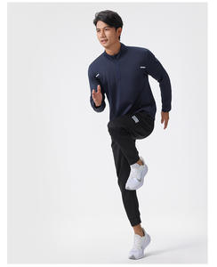 Vente en gros Sweat à demi-fermeture éclair pour hommes Chemises de gym à manches longues Veste à séchage rapide Vêtements de sport pour entraînement de compression - Product Image 4
