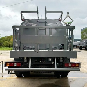 Camión Cisterna Shacman H3000 de 12m³ Multifuncional para Limpieza de Carreteras y Uso en Construcción - Product Image 6