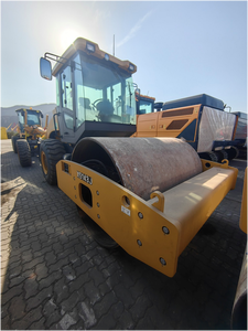 Nouveau Compacteur Vibratoire pour Sols Sableux XS143J, Rouleau Monocylindre de 14 Tonnes, Autopropulsé, Haute Efficacité, Puissance de 140 kW - Product Image 4