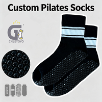 Chaussettes de Pilates à rayures personnalisées avec grip, semelle complète antidérapante en silicone, chaussettes antidérapantes pour le yoga et la barre, pour studio de fitness en intérieur