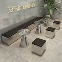 Table basse en acier noir mat avec revêtement en similicuir, design moderne, durable, facile à nettoyer, garantie Yeehon de 3 ans pour les hôtels et les loisirs
