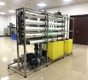 Système d'osmose inverse à eau salée en deux étapes de 500 LPH pour la production d'eau douce pour les stations balnéaires et les navires offshore - Product Image 1