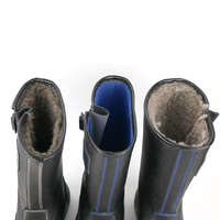Sepatu bot keamanan, sepatu bot kulit sapi timbul Anti tumbukan, jahitan tersegel, tahan air, kepadatan ganda, sepatu hujan keselamatan