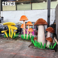 Décoration de plantes personnalisée Modèle animatronique de champignon de haute qualité pour parc naturel