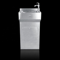 Lavabo sur pied en acier inoxydable Project Spec avec couvercle d'accès frontal et rebord anti-éclaboussures surélevé pour la rénovation des toilettes publiques