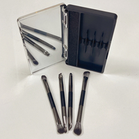 Ensemble de 4 pinceaux de maquillage double embout en poils synthétiques pour contour des lèvres, anticernes, fard à paupières et sourcils, avec étui miroir compact portable