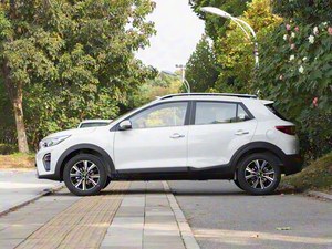 Nuova Auto <span class=keywords><strong>KIA</strong></span> Kx1 2026 in Vendita, Modello Cinese <span class=keywords><strong>Kia</strong></span> Yipao 2025, Guida a Sinistra per Adulti, 1.4L 6 Marce SUV - Product Image 4