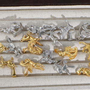 Desainer kualitas tinggi berlian baja tahan karat liontin hewan Ayam harimau bantal kuda kayu potong dilapisi Sporty uniseks - Product Image 5