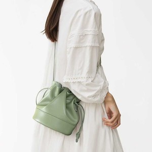 Nouveau <span class=keywords><strong>sac</strong></span> fourre-tout étanche pour femmes <span class=keywords><strong>sac</strong></span> à cosmétiques <span class=keywords><strong>sac</strong></span> à bandoulière en <span class=keywords><strong>cuir</strong></span> portable à la mode Logo personnalisé - Product Image 3