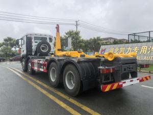 รถบรรทุก SITRAK 8x4 แบบ Hook Lift รับน้ำหนัก 35 ตัน ผลิตจากโรงงานโดยตรง ปรับแต่งได้สำหรับงานก่อสร้างและขนส่งขยะเทศบาล - Product Image 4