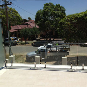 Clamp de fixation pour balustrade en verre trempé sans cadre en acier inoxydable, design moderne pour villa, centre commercial, balcon, Foshan - Product Image 6