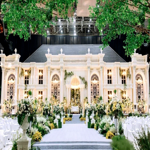 Escenario Profesional Moderno, Clásico y Sencillo para Celebraciones de Boda Blancas Estilo Real - Product Image 1