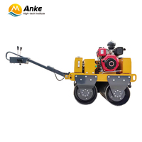 Rouleau compresseur vibrant à double tambour thermique autotracté puissant 820 kg Honda GX390 pour trottoirs et chaussées – Approvisionnement direct usine