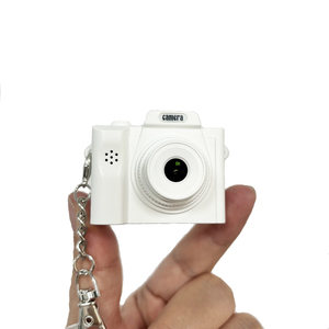 レトロ デジタルビデオカメラ 1080p 小型 キーホルダー付き 写真撮影対応 ガジェット - Product Image 3