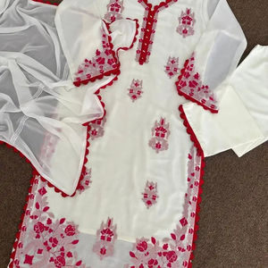 Robes pour femmes Costume droit en rayonne et coton avec Dupatta pour vêtements de fête de l'exportateur et du fabricant indiens - Product Image 1