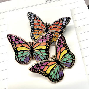Broche d'insigne en émail dur de conception de papillon de haute qualité logo personnalisé cadeaux souvenirs d'animaux épinglette personnalisée - Product Image 2