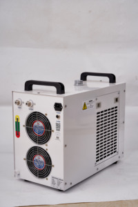 Pompa kompresör motoru ile CW-5200 Mini su soğutucu modülü 110V/220V/240V endüstriyel <span class=keywords><strong>CO2</strong></span> lazer makinesi su soğutucu - Product Image 2