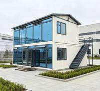 Villa modulaire de luxe à deux étages, préfabriquée, idéale pour complexe hôtelier, gîte panoramique, bureau ou grande villa en verre à deux étages.