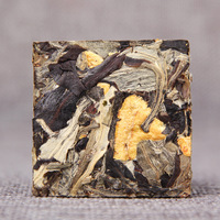Thé blanc de Yunnan aux arbres anciens, doux mais non gras, avec de la figue de Barbarie, thé pressé blanc nuage