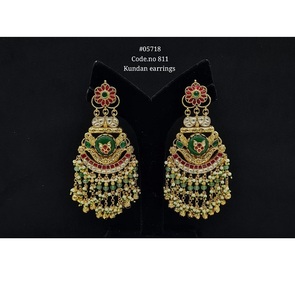 Pendientes Kundan chapados en oro 05718 para mujer, joyería festiva tradicional para bodas y fiestas, pendientes Kundan, pendientes de diamantes - Product Image 2