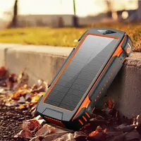 Nouveaux produits Camping Vente en gros Banque d'alimentation solaire Chargeur portable Chargeur solaire étanche Banque d'alimentation solaire 25000mAh