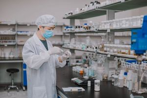 Crema Aclarante Pokine, Hidratación Profunda de la Piel, Mejora la Melanina Opaca para Mujeres, Uso Diario - Product Image 5