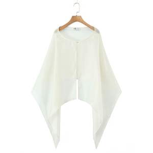 Châle en mousseline de soie Runqi pour femmes grandes tailles, col rond, couleur unie, cape légère en polyester pour séances photo et usage quotidien - Product Image 1