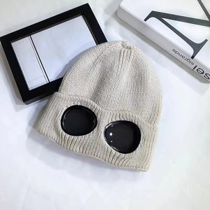 Gorro de punto con gafas, negro, unisex, cálido para invierno, plegable, moderno - Product Image 4