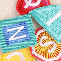 Autocollant en tissu lettres anglaises, étiquette de broderie pour ordinateur, patch de broderie